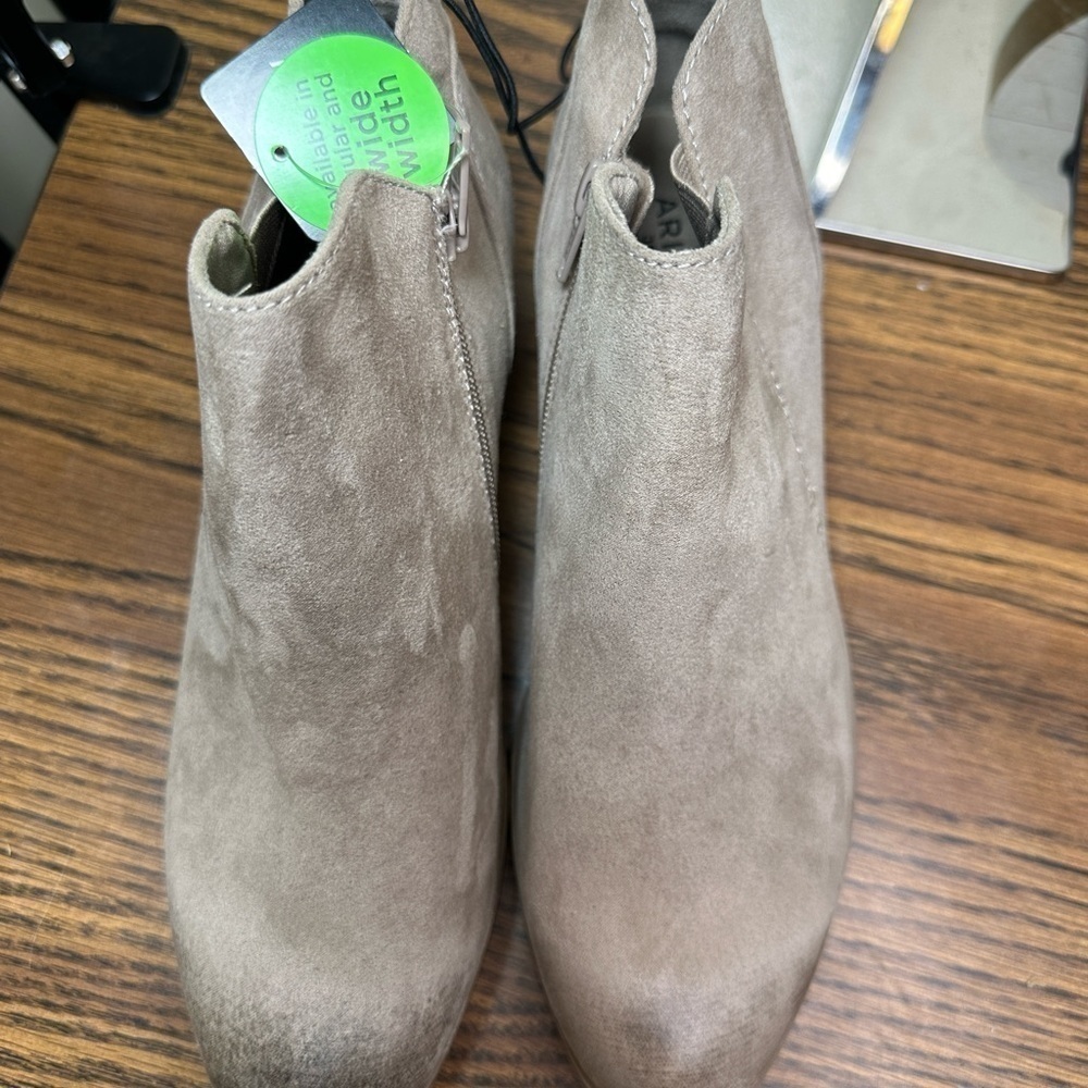 NWT Arizona Jeans Faux Suede Ankle Boots Size 10‎ - Picture 8 of 8